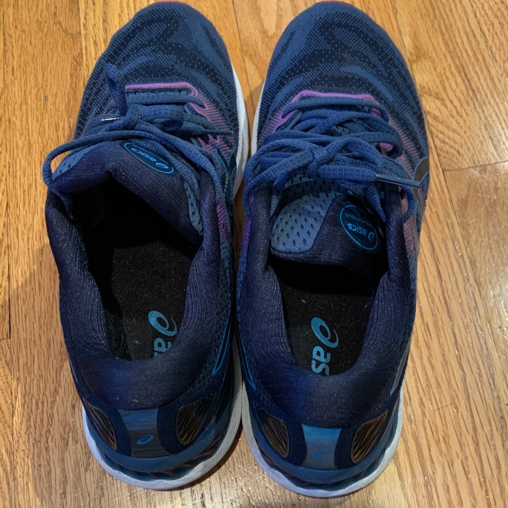 ASICS Women’s 10-1/2 Wide, Gel Nimbus 23 Athletic Sneakers Tennis Shoes - Picture 5 of 7